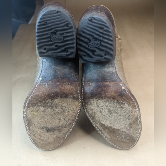 Dan Post boots men's size 9D brown Shrunken Bull Shoulder leather vamp and pulls - Picture 11 of 12